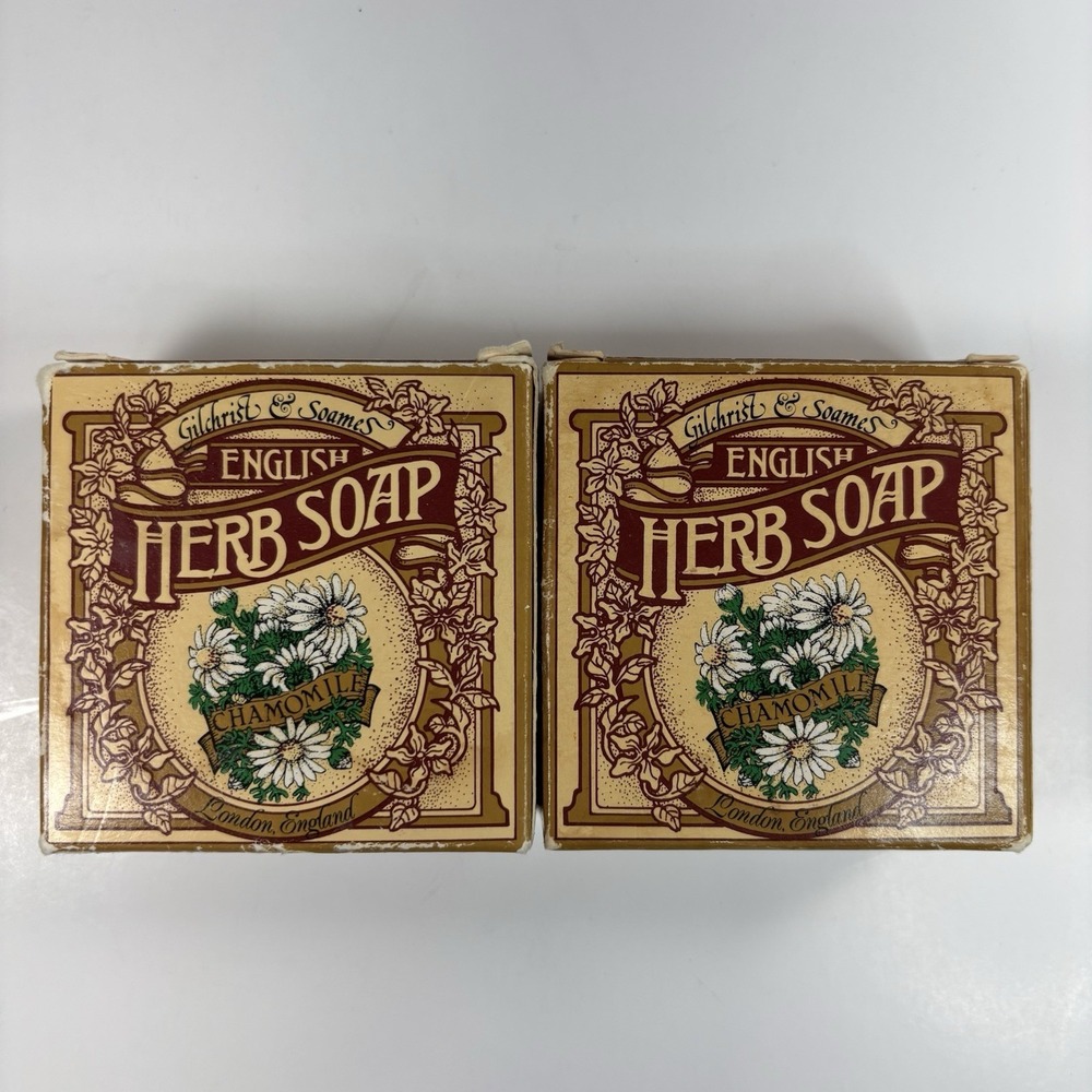 Gilchrist‎ & Soames Chamomile English Herb Soap London England Round Soap Lot 2
